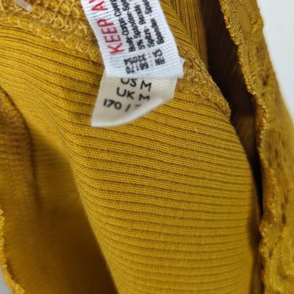 Free People Harlow Bike Shorts In Hawaii Honey Gold Size Medium New - Picture 6 of 10